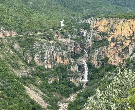 Cascata na Serra da Leba, Lubango
